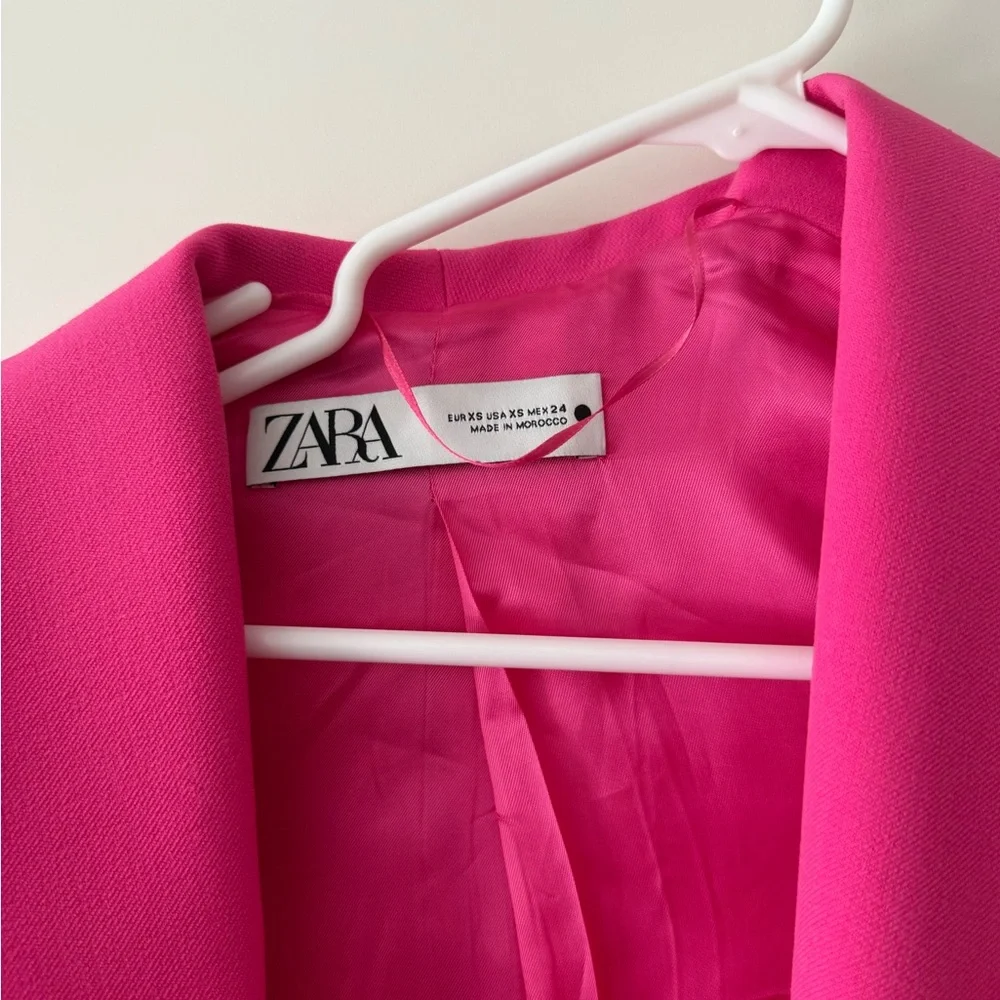 Zara Oversized Pink Blazer with Feathered Cuffs - Picture 5 of 5
